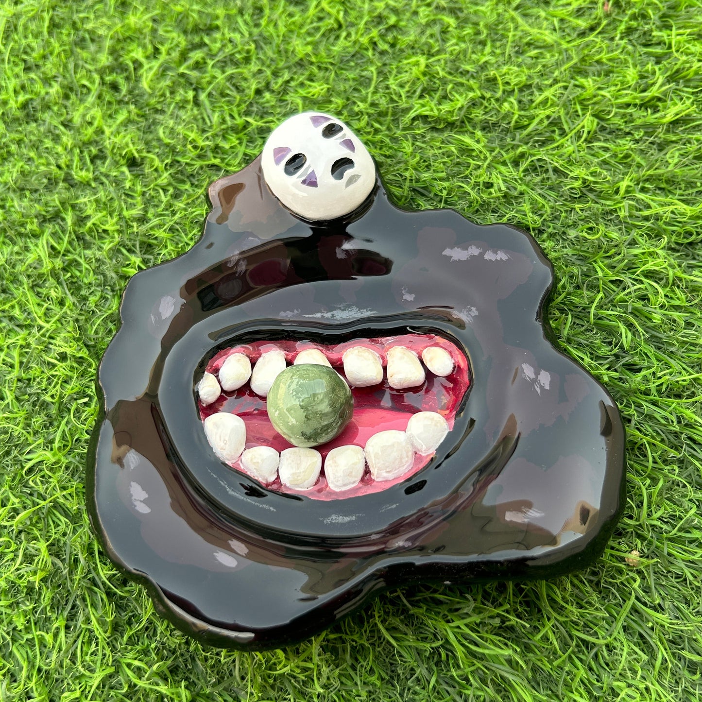 No Face Trinket Dish (Magnetic)